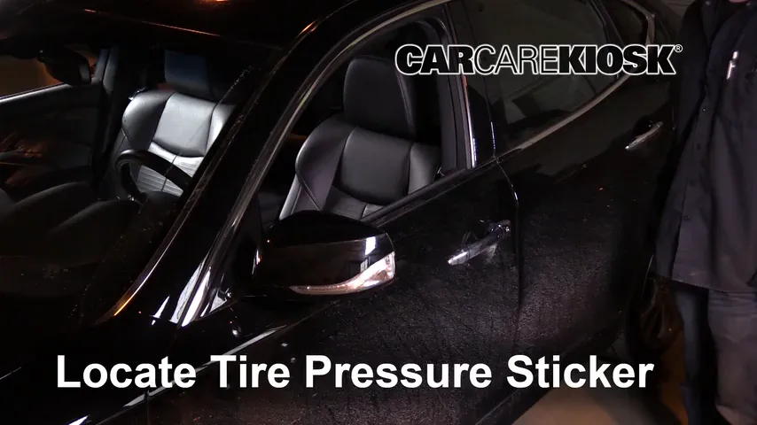 2016 Infiniti Q70 3.7 3.7L V6 Tires & Wheels Check Tire Pressure